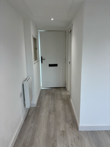 High-quality garage conversion in Poole with bedroom and en-suite bathroom